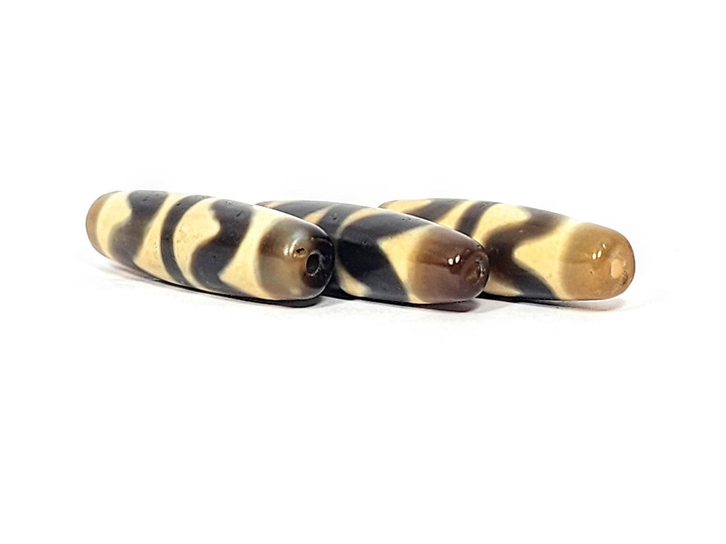 N-062626-3DWSET set three new double wave agate dzi, side view, cream-tan ground dark wave bands, 37.5–39.4mm, unretouched