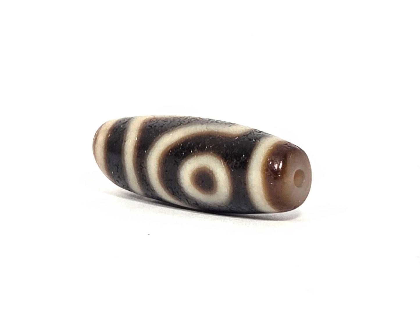 Ac-073026-2E2 ancient two eye dzi drill end B cream-beige agate-internal colour eye ring visible unretouched