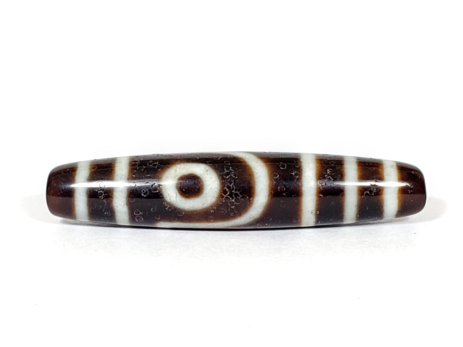 Taiwan dzi from the 1980s featuring the Two Eye motif