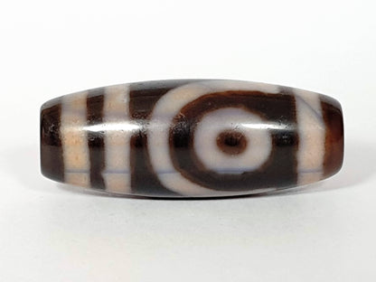 V-062926-DW front face, very dark brown ground cream double wave motif, 20.8×17.7mm vintage Taiwan agate, unretouched