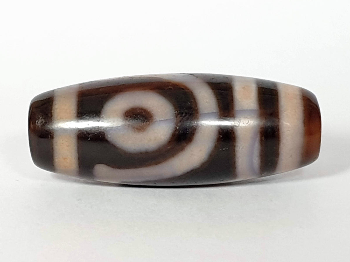 V-062926-DW second rotation, very dark brown ground, cream double wave bands shifted, vintage round agate, unretouched