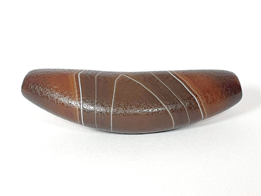 N-N-062126-BOW new bow shaped agate dzi, 55.2mm, unretouched 