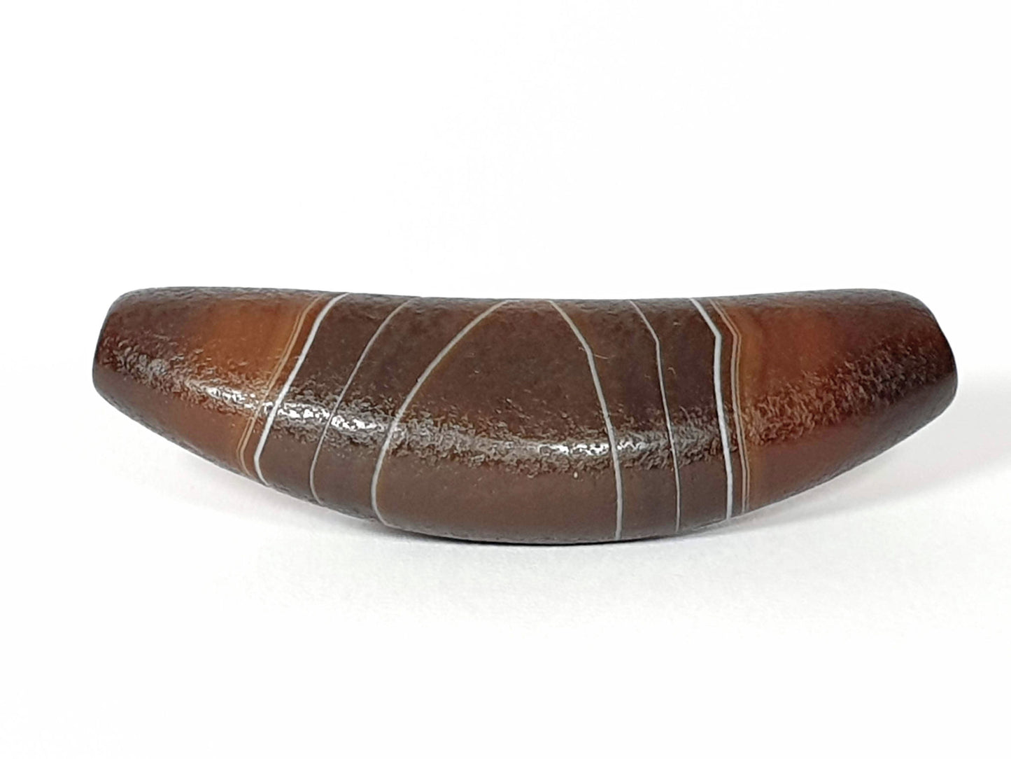 N-N-062126-BOW face detail, natural white banding lines