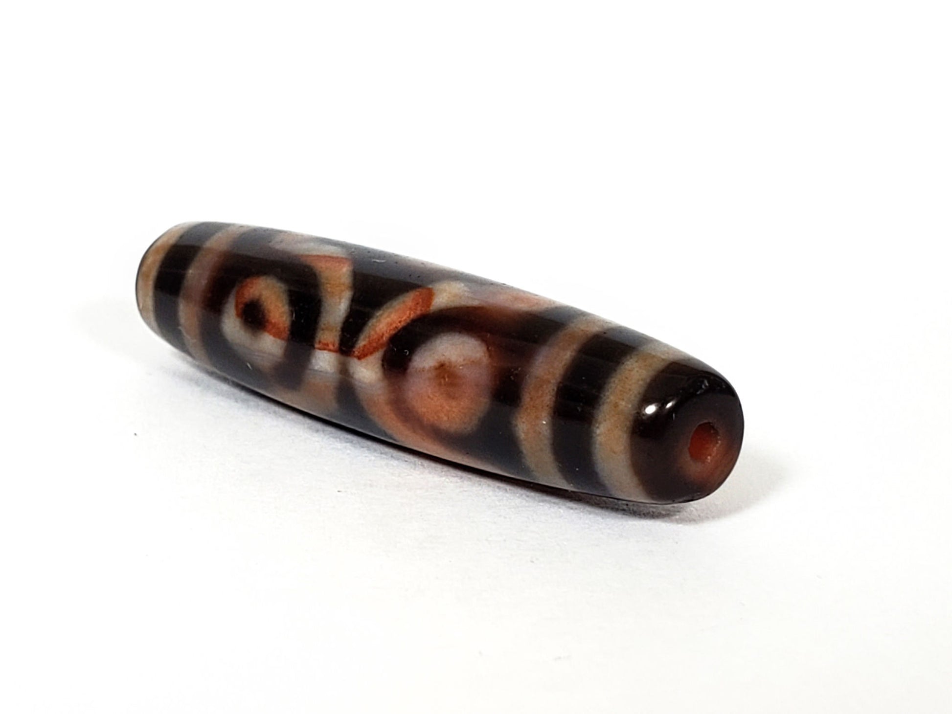 At-092823-6EBS3 end B warm peach-cream cap compact barrel 35mm pale agate dzi unretouched