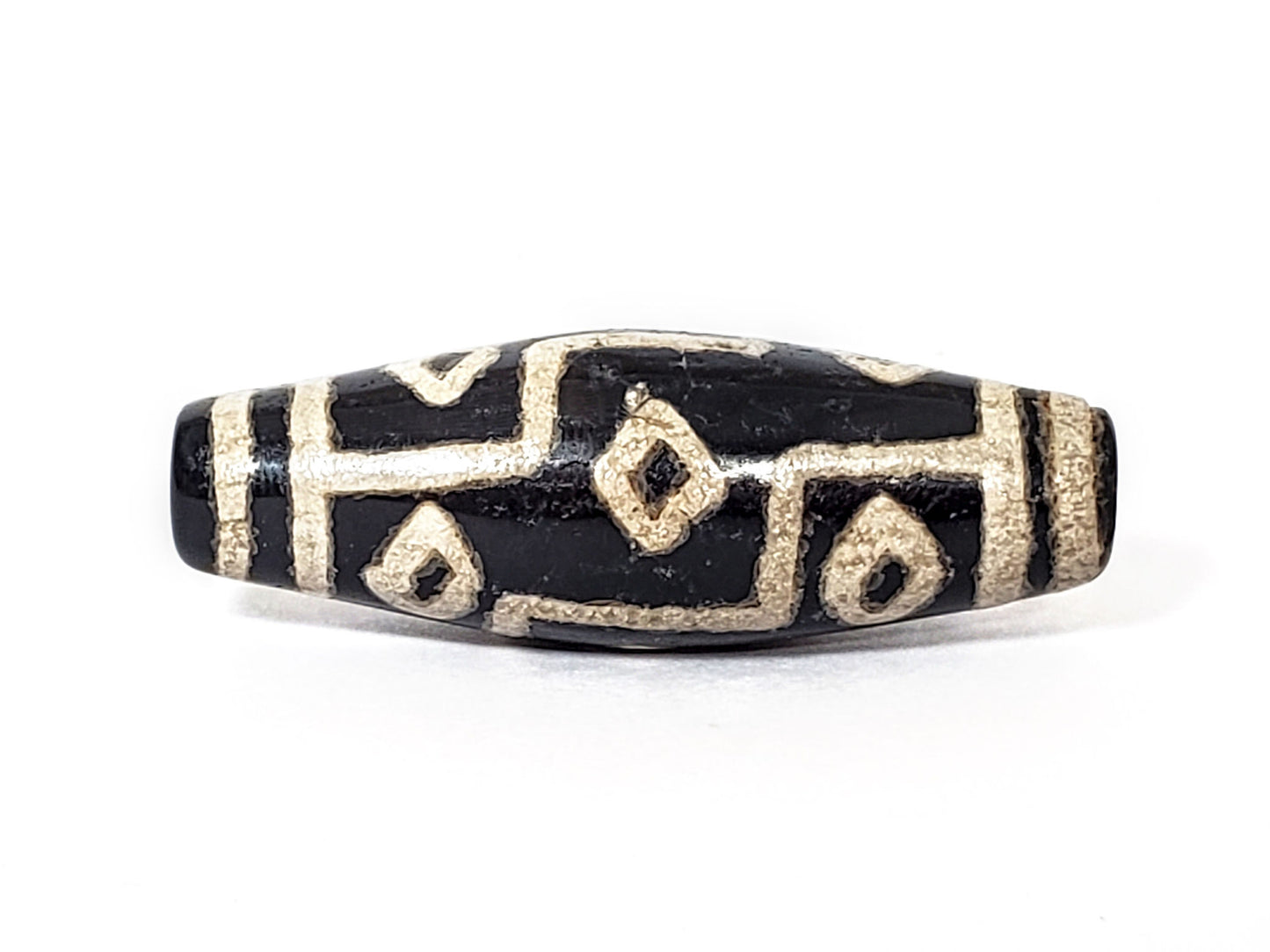 V-FA-062026-9EDL vintage nine eye dzi, diamond lattice, 41.1mm