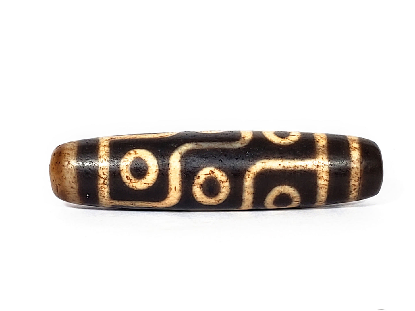 V-FA-062026-9E rotated face, three eyes, vintage agate dzi 