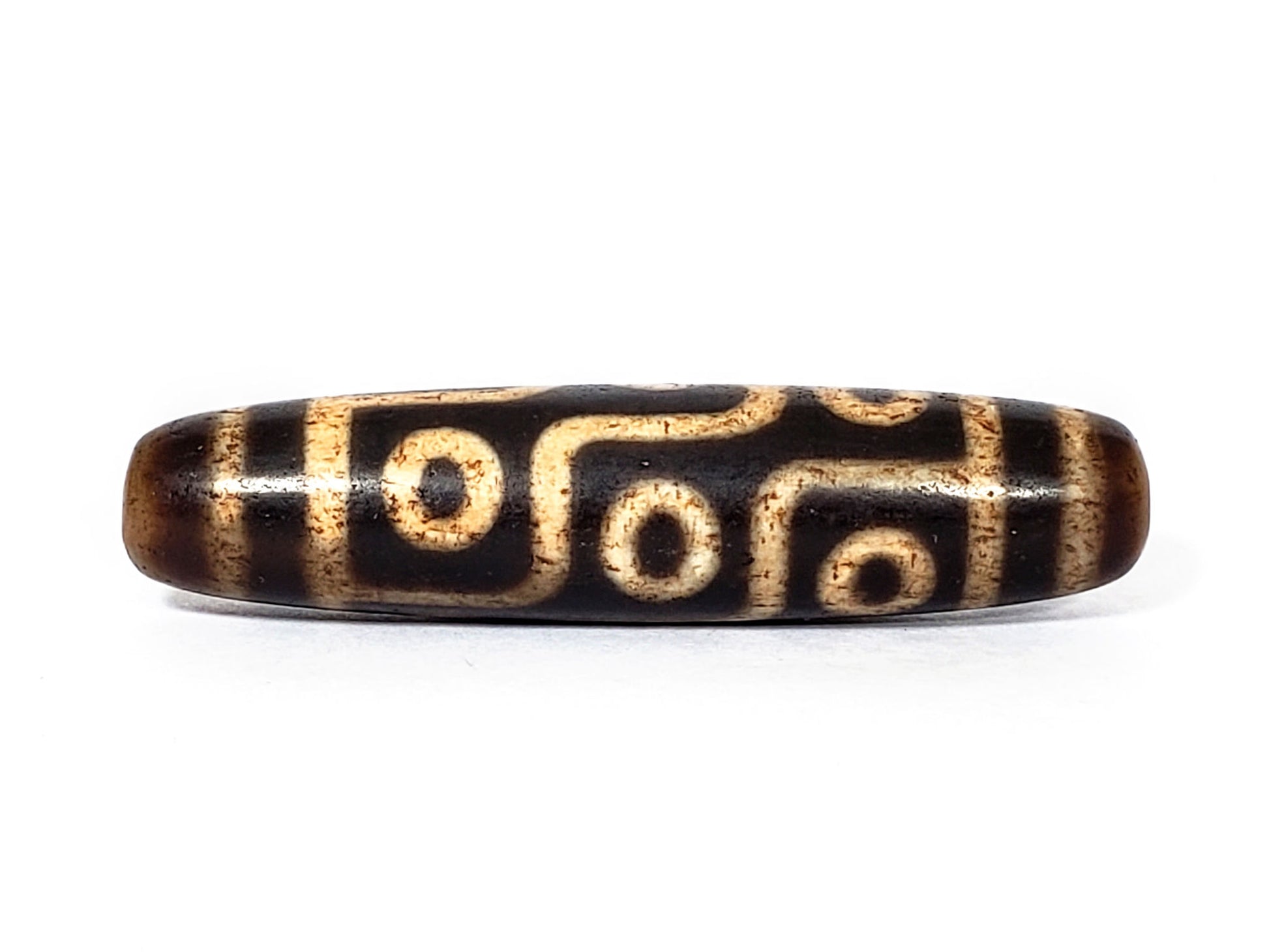 V-FA-062026-9E2 rotated face, S-meander motif, not an antique 