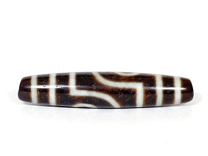 V-070226-2E dzi bead, single eye face, dark brown agate, unretouched photo.