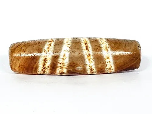Ac-031322-7SChung, Face C, lighter sandy warm-brown ground zone, cream-white stripes crossing in X-pattern, unretouched