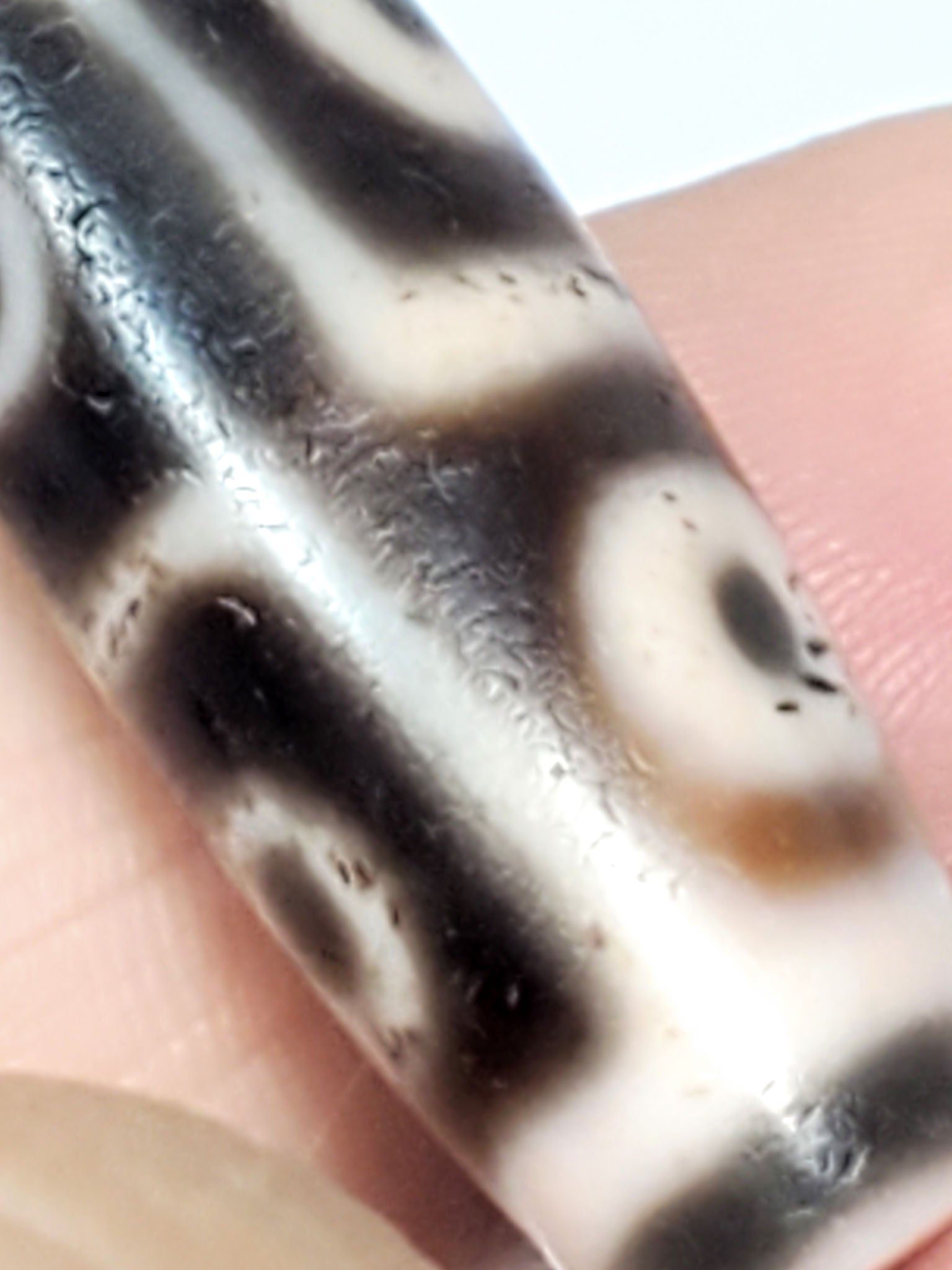 At-092823-6EBS3 macro dark-dominant face eye rings cinnabar dots crackle weathering dzi unretouched