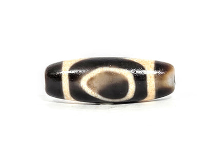 V-071326-HE face C, teardrop oval Heaven Earth reading, cream enclosing band, very deep dark brown-black agate, unretouched