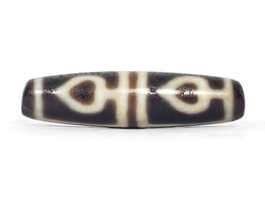Ac-061826-FLB2 ancient four leaf bodhi dzi 46.9×11.9mm Face A, two bodhi leaves cool dark grey-brown agate, unretouched