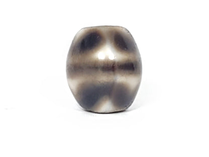 Ac-021724-TT ancient round tiger tooth agate dzi, front face, cool grey-brown ground, 16.5×14.6mm, unretouched