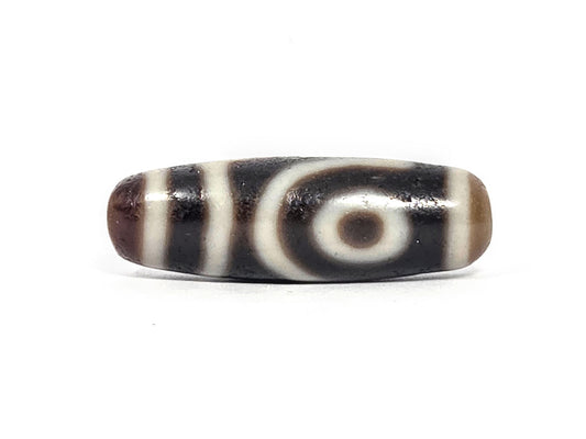 Ac-073026-2E ancient two eye dzi pitch-black agate face A bold eye cream concentric rings unretouched