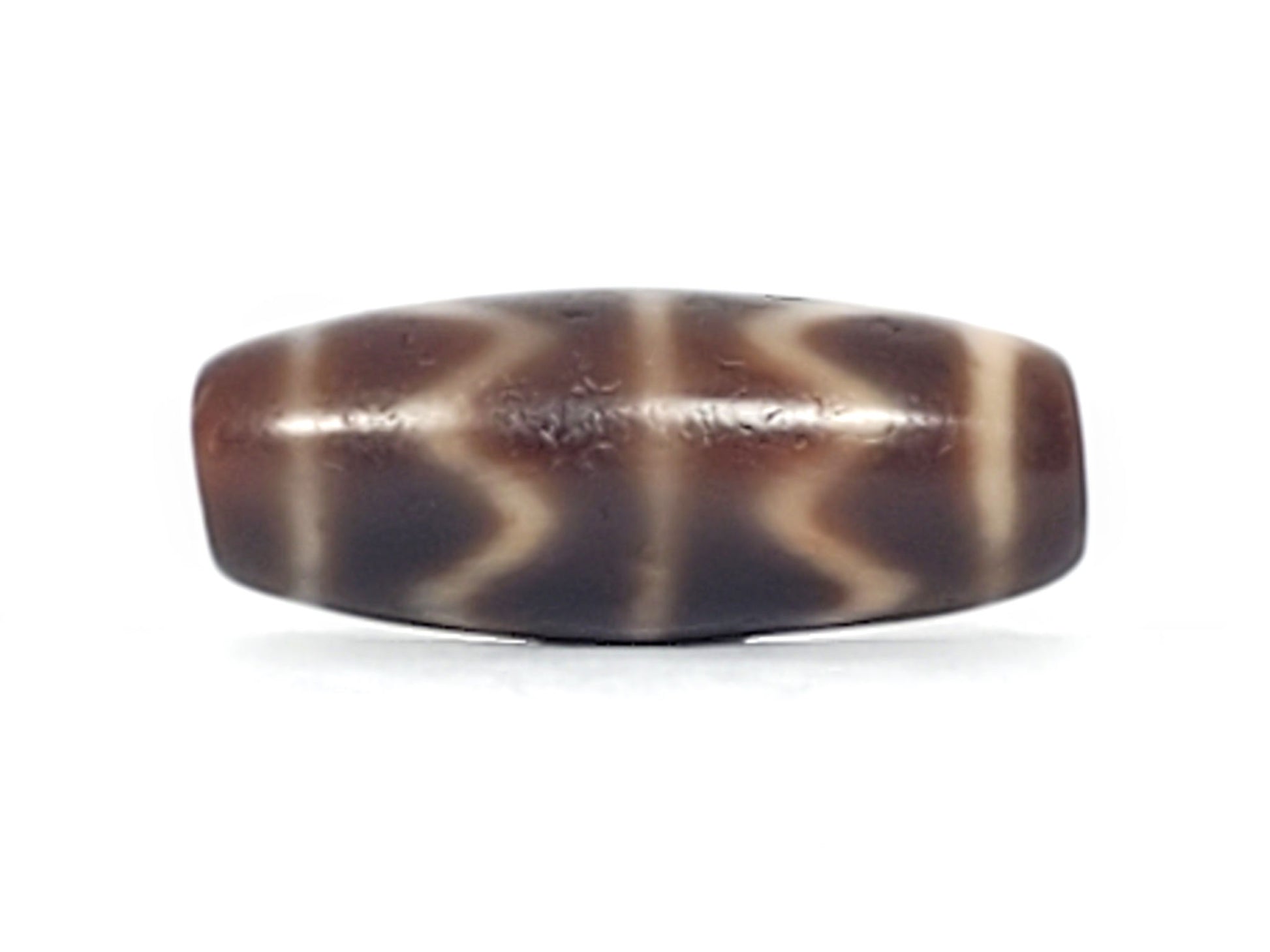 At-102524-DTT face A double tiger tooth chevrons 29.1x11.6mm deep charcoal-brown dzi unretouched