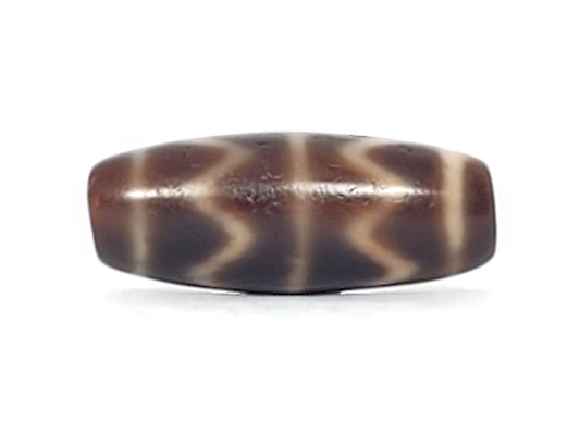 At-102524-DTT face A double tiger tooth chevrons 29.1x11.6mm deep charcoal-brown dzi unretouched