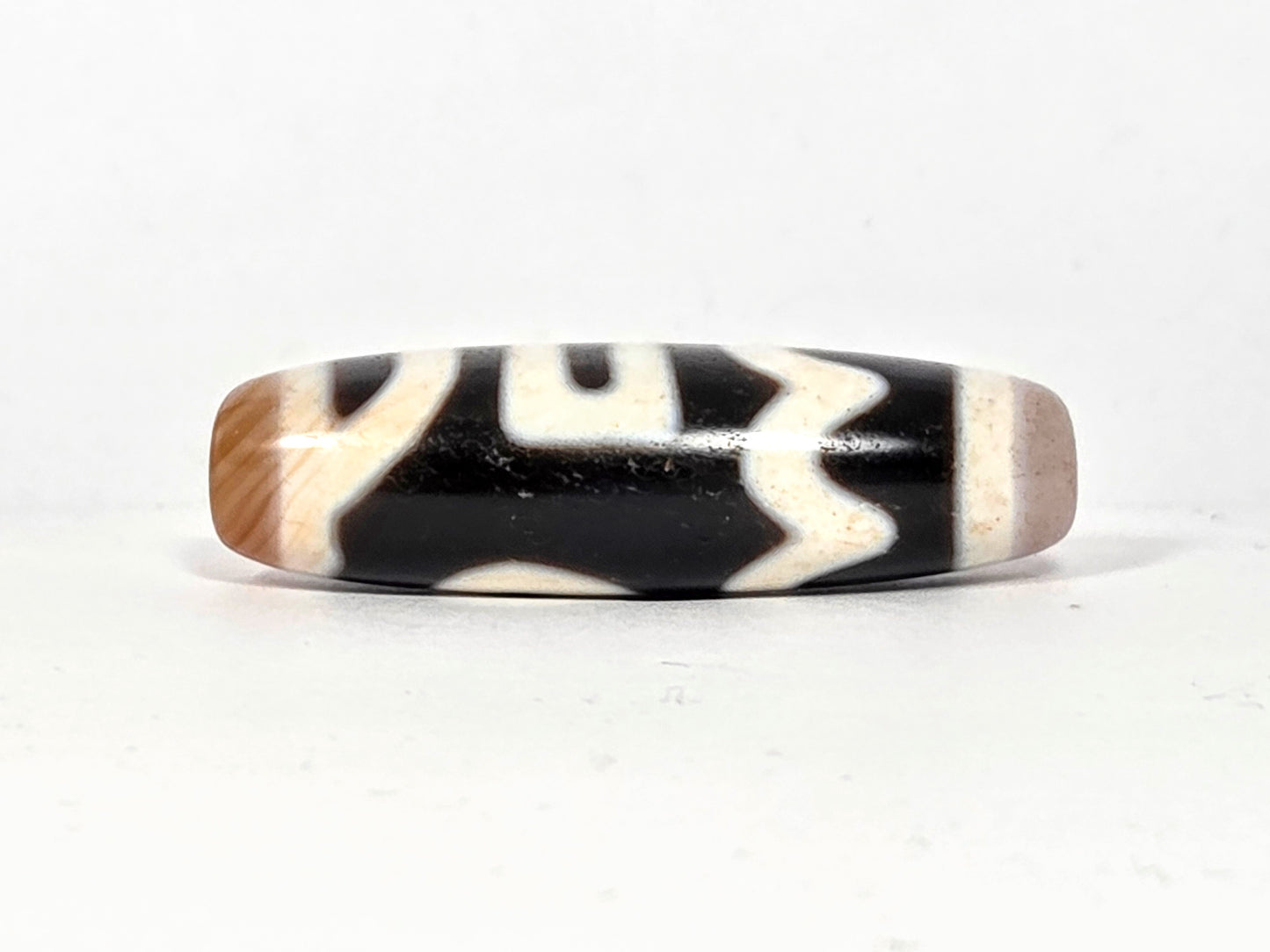 dzi bead for solving problems and obstacles