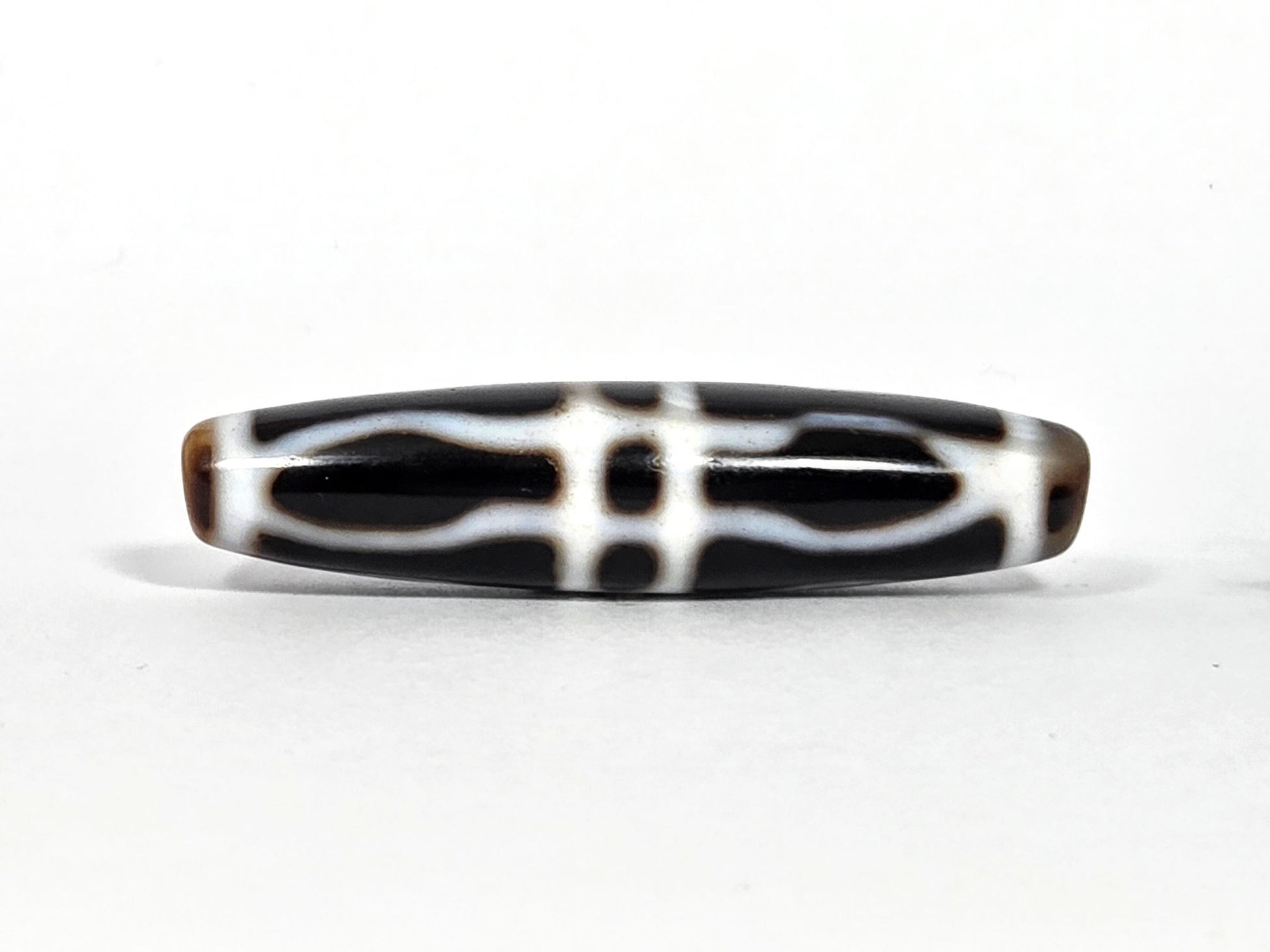 At-090226-3VJBS antique triple vajra dzi 48.6x11.5mm very dark brown agate primary face unretouched