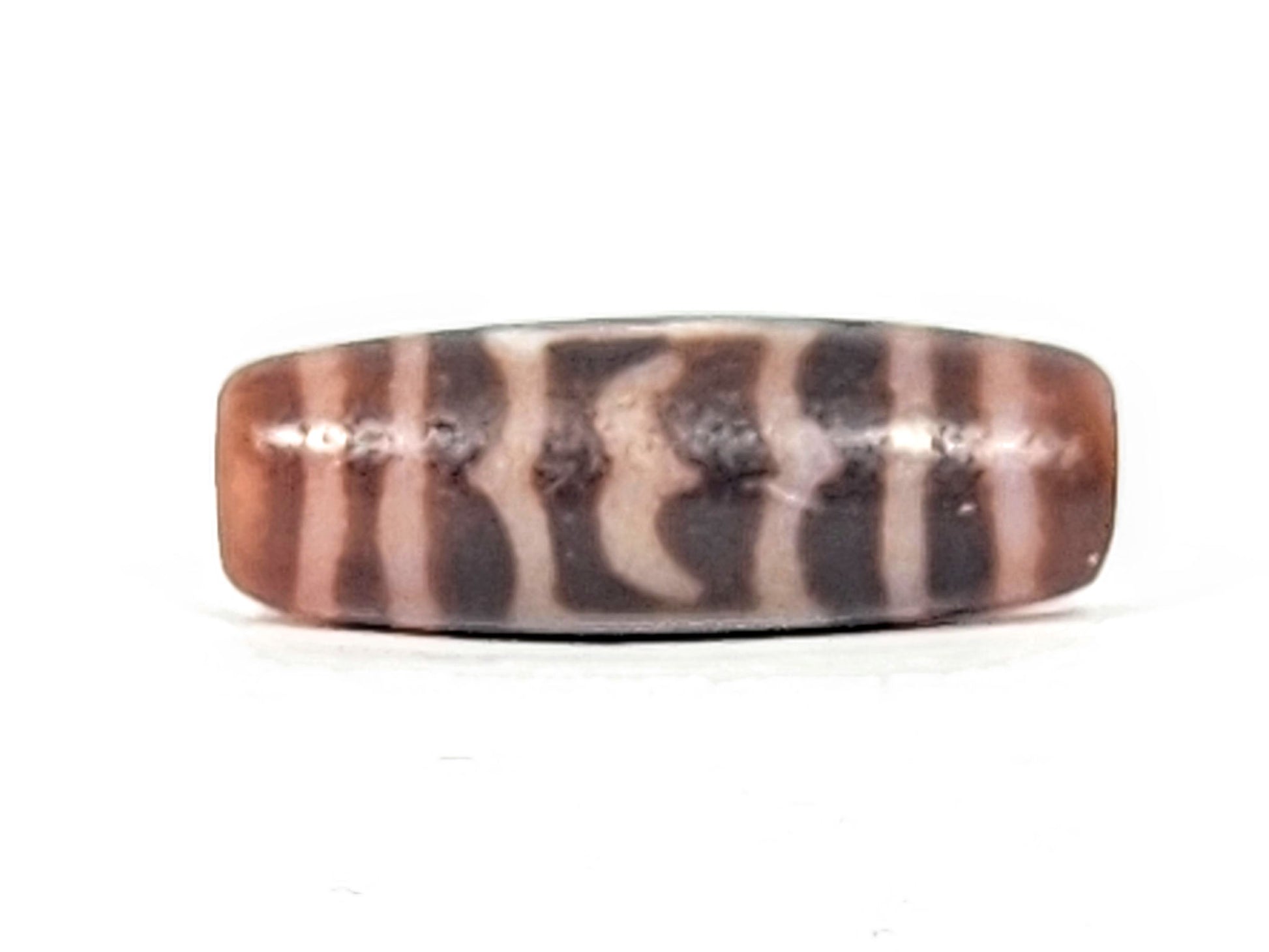 At-011425-GRD face A Garuda wing chevrons dusty rose-brown stripes dark ground 32.5x11.7mm dzi unretouched