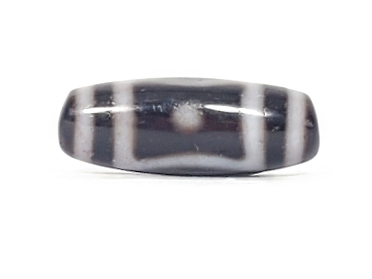 Antique heaven earth gate dzi — third face, rectangular earth gate bracket with small white dot centre, At-0426-HGEG