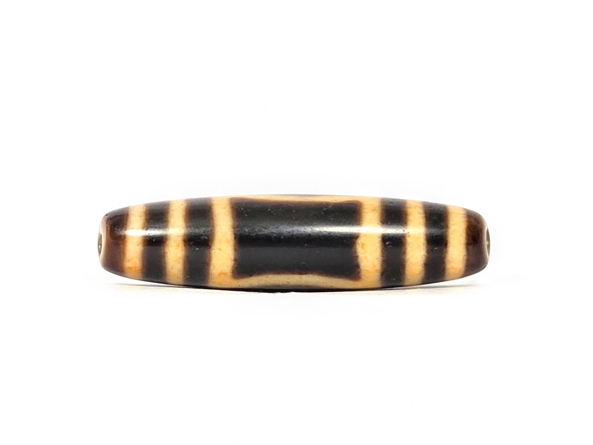 Antique heaven earth dzi — reverse face, earth gate rectangular bracket in amber on deep black ground, At-0426-HE