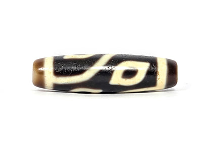 N-090225-4E2 rotation 2, eye and S-curve line, pitch-black agate centre zone, new Taiwan dzi, unretouched