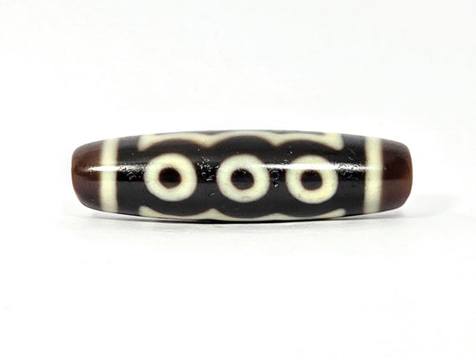 N-091125-5E2 three-eye face, very dark brown agate, cream-white eye rings and dividers, 41.2×11.4mm, unretouched