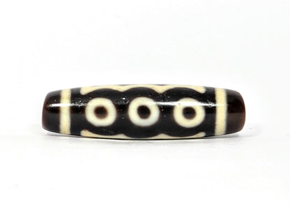 N-091025-5E three-eye face, three cream-white eye rings in row, very dark brown agate dzi, unretouched