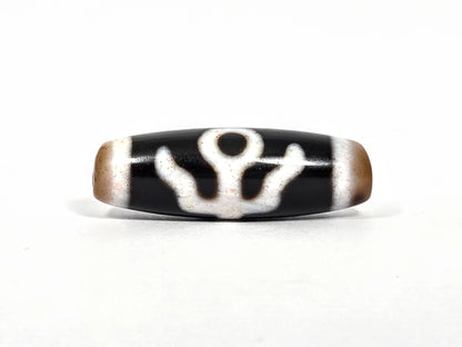 V-090126-BENBS vintage benefactor dzi 36.3x11.9mm pitch-black agate primary face raised arms unretouched