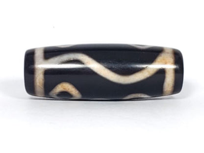 V-102723-6EBS Six Eye dzi bead, alternate reverse showing wave pattern and lower eye arcs, unretouched