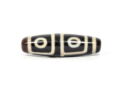 four eye dzi of 200 years