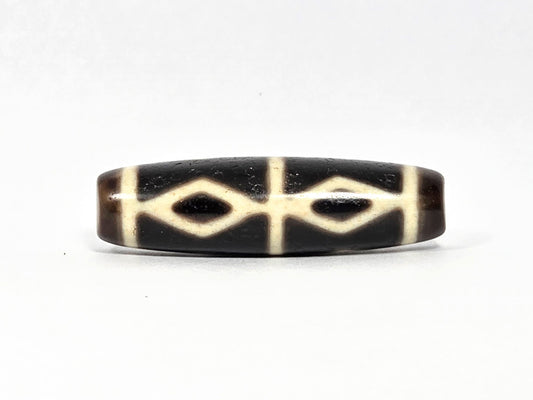 Six Eye Diamond Spear At-072226-6EDS 42.0×12.1mm pitch-black agate face A — diamond eyes, spear elements, unretouched.