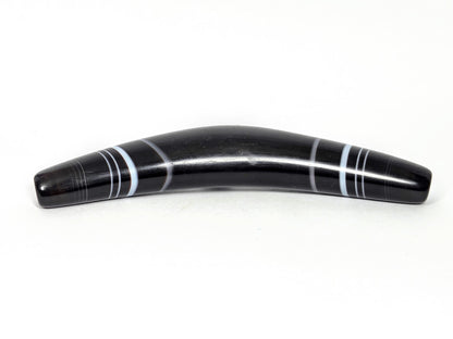 At-N-071126-BOW concave inner curve face, pitch-black bow-shaped natural dzi, banding wraps full circumference, unretouched