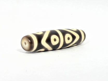 At-073026-8E antique eight eye dzi drill end B warm brown agate-internal colour eye motif wrap unretouched