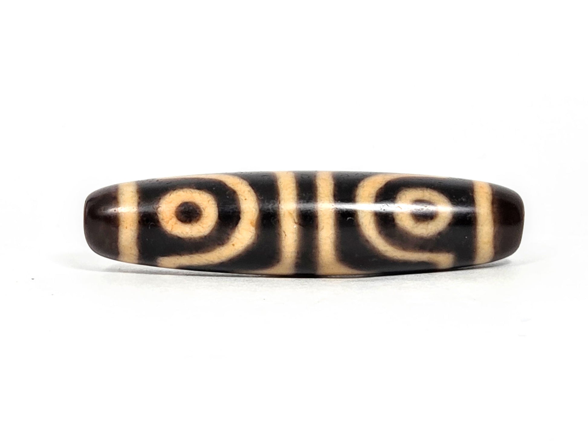 At-071026-4ETT antique four eye tiger tooth dzi 49.0x11.7mm very dark brown agate eye face 1 unretouched