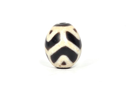 At-070826-RTTL antique round tiger tooth longevity dzi cream-ground agate third face dark chevrons drill top visible unretouched