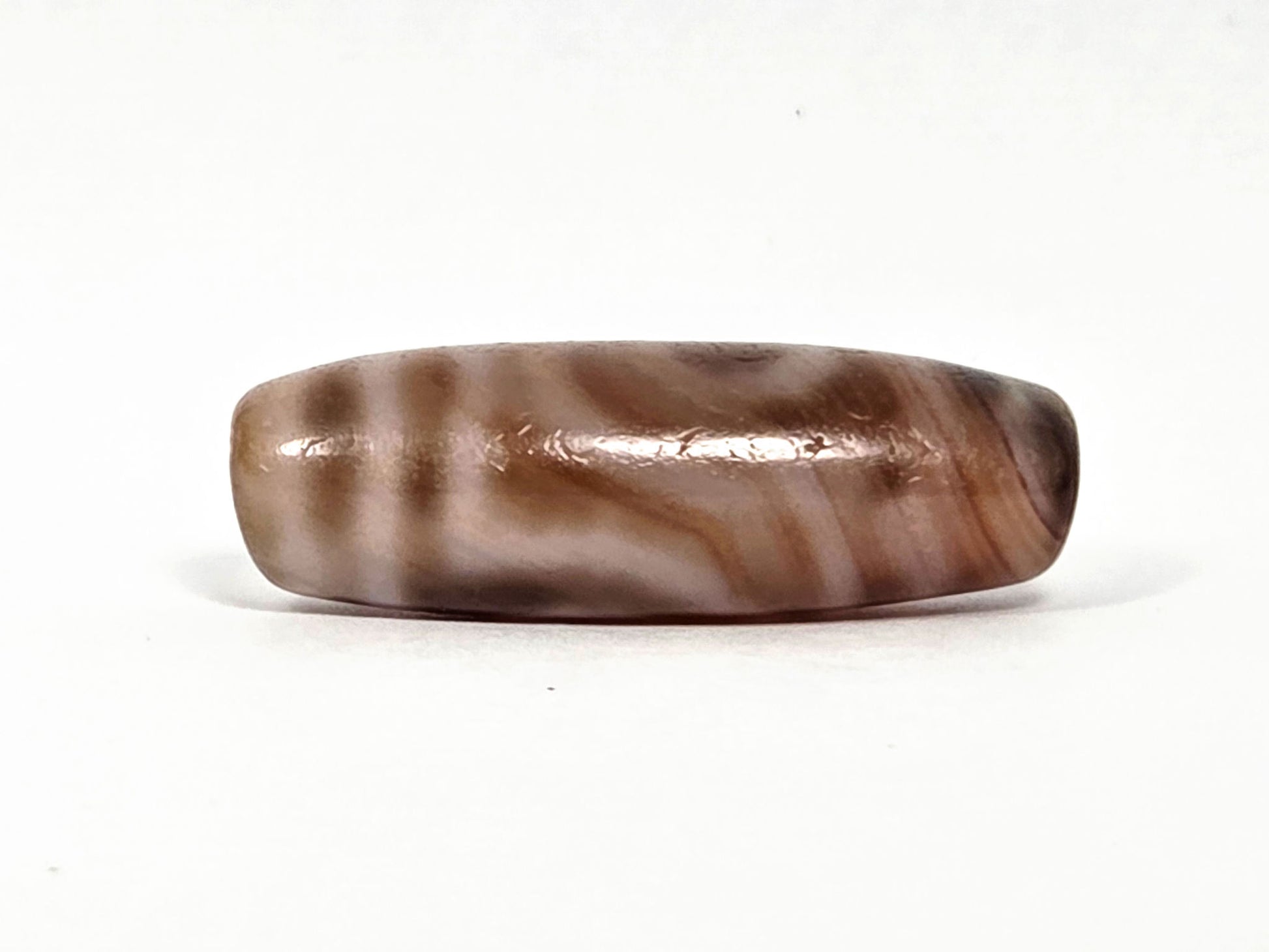 At-080426-2EBS antique two eye dzi bead 38.0×13.1mm, turn view opposite showing full banding character and body profile, unretouched