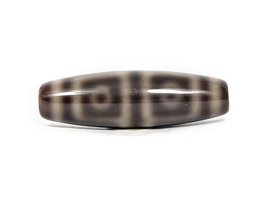 N-071126-4EV face A, new four eye variant Taiwan dzi 38.5×11.8mm, cool grey-brown stripes from side view, unretouched