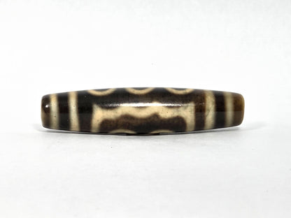 N-090126-5E new five eye dzi dark brown agate three-row wave band side face unretouched