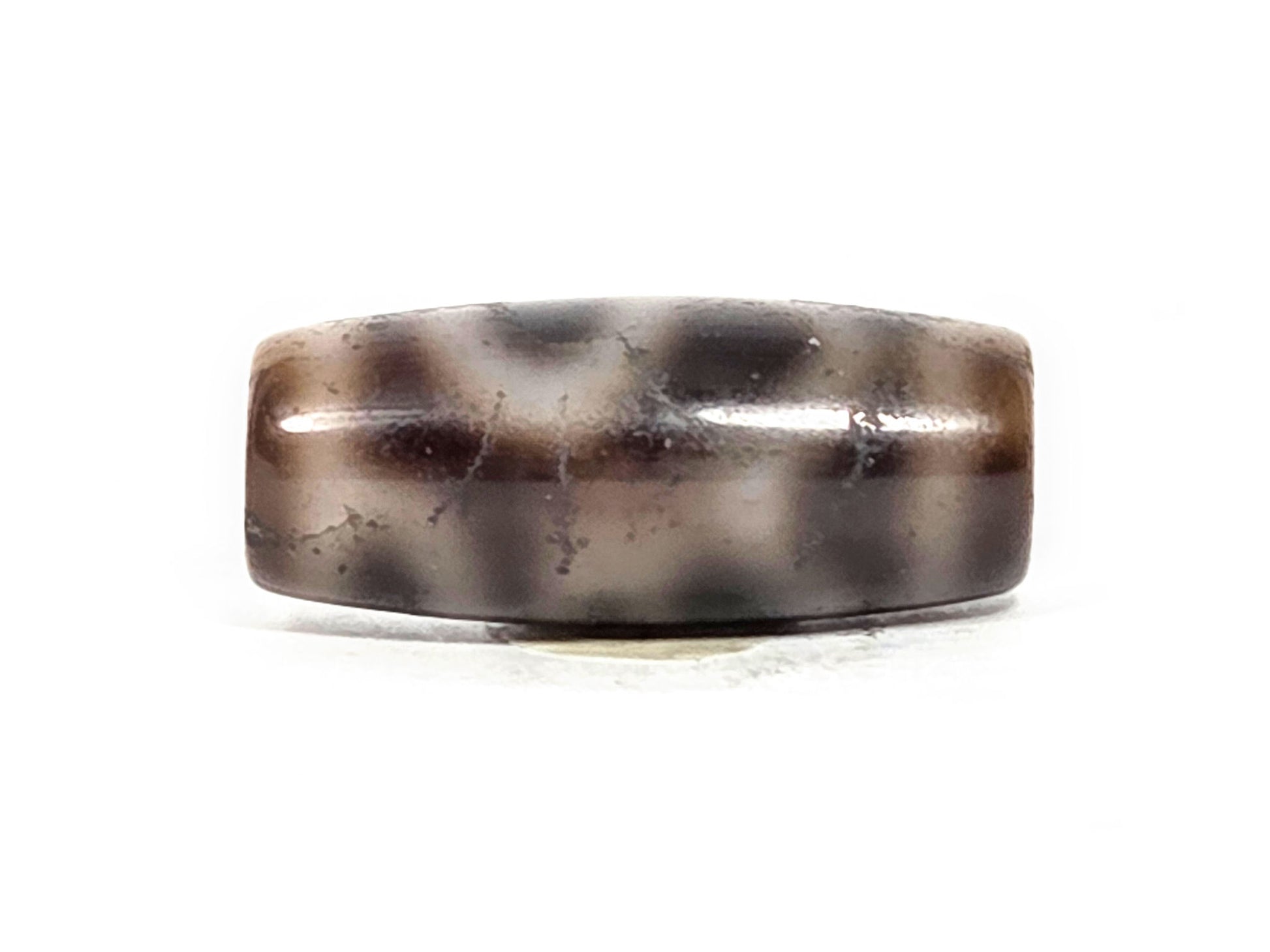 N-FA-071126-4ACT2 face D, lattice pattern, crackle lines widely distributed across lighter zones, cool grey-brown, unretouched
