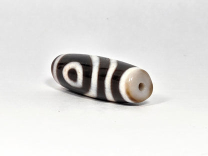 V-080426-2EVBS vintage Taiwan two eye variant dzi drill end B warm beige agate-internal colour unretouched